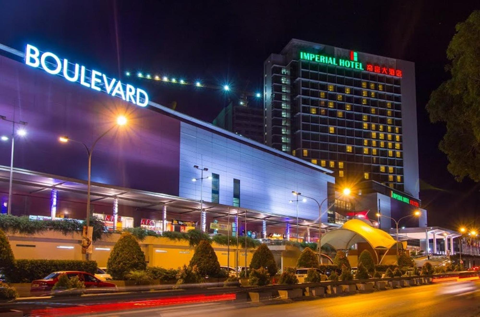 Imperial Hotel Кучінг Екстер'єр фото
