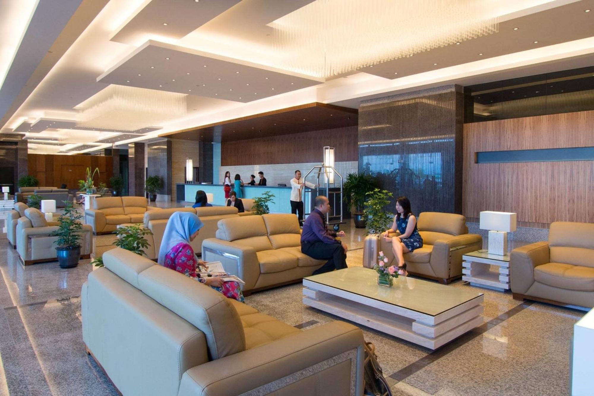 Imperial Hotel Кучінг Екстер'єр фото